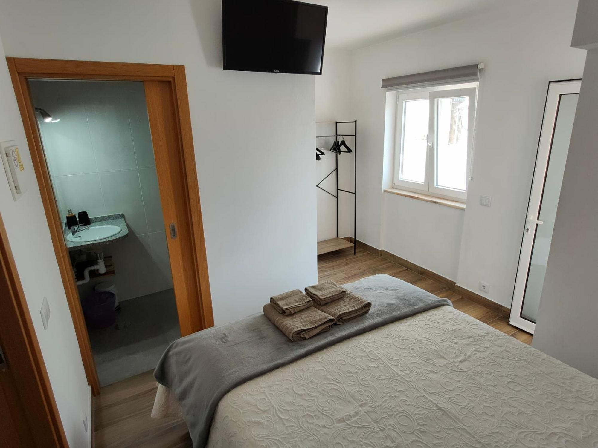 Casa Da Avo - City Center - Private Bedrooms Lagos Ngoại thất bức ảnh