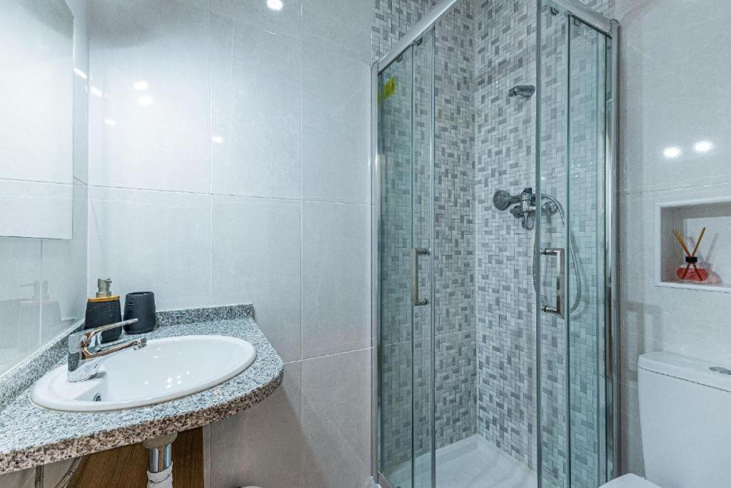 Casa Da Avo - City Center - Private Bedrooms Lagos Phòng bức ảnh